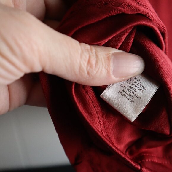 Christopher and Banks 2XL Maroon Eyelot Sleeveless Top Tank Shirt Stretchy - Picture 4 of 5